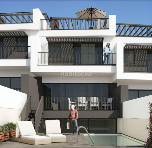 Foto 3ef0077c-5120-4148-8e65-508d578cf0cf. Casa aparellada amb calefacció piscina a Capistrano Nerja