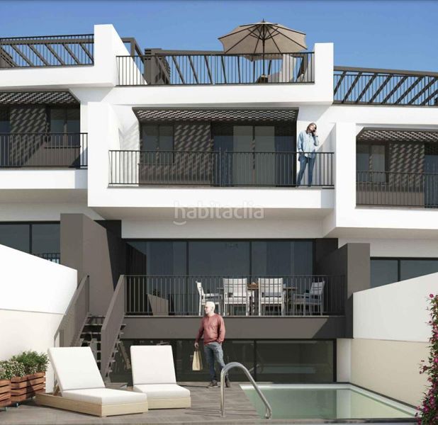 Foto 5ac3b91d-5078-446c-951a-0b61906ef68e. Casa adossada amb calefacció piscina a Capistrano Nerja
