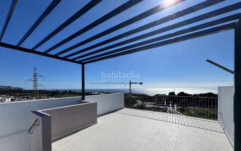 Foto abd16a93-bc01-4fd0-a8e0-32590ef57999. Casa adossada amb calefacció piscina a Capistrano Nerja