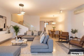 Casa aparellada a Ses Figueretes - Platja d'en Bossa - Cas Serres