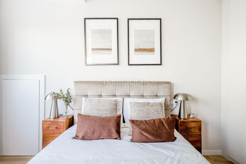 Foto 1703ffc9-0372-496a-97ab-2bbde72260b0. Pis amb calefacció a Nueva España Madrid