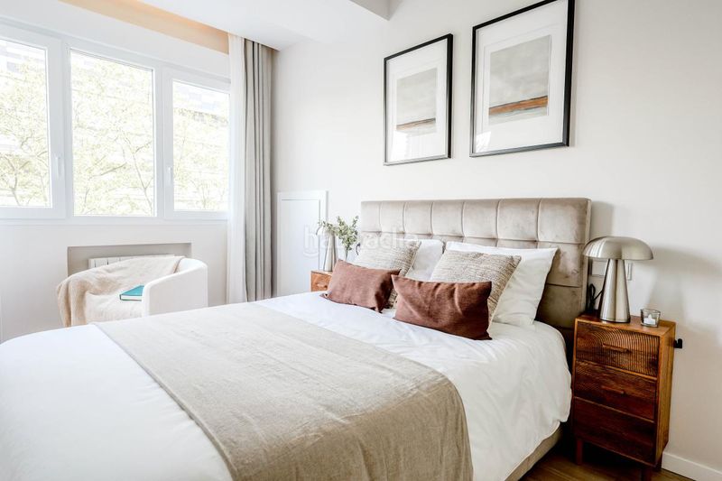 Foto 797e5b9f-d0dd-4604-b043-13865b26f15e. Pis amb calefacció a Nueva España Madrid