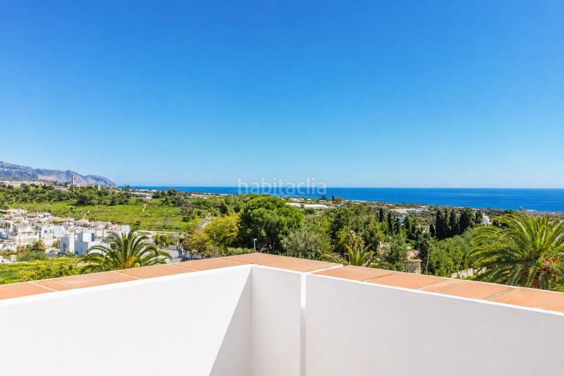 Foto 671db991-77de-449a-81bb-10d0279e6c19. Casa adossada amb calefacció piscina a Capistrano Nerja