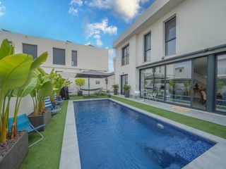 Chalet  Carrer de xipre