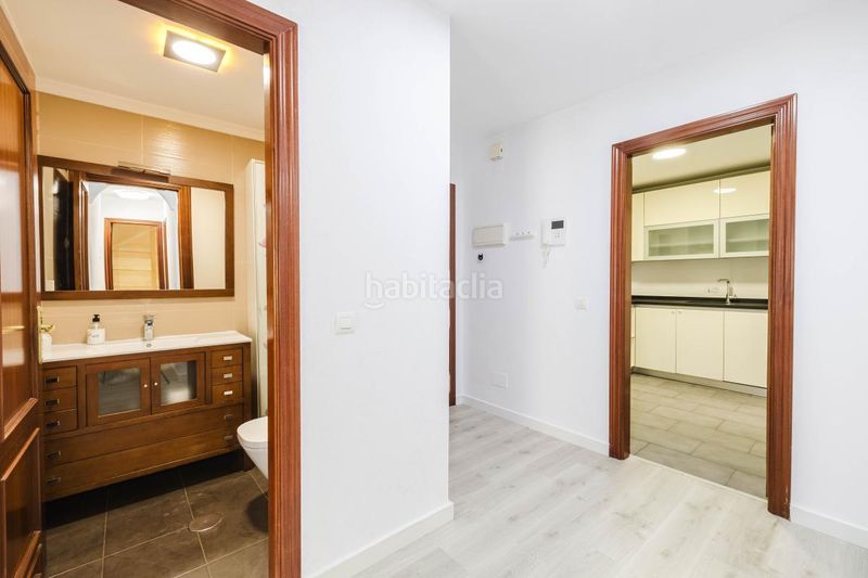 Foto 559171a2-3f22-4cb4-8f9b-5bb8cdc2e223. Pis amb calefacció aparcament piscina a Puerta Blanca Málaga