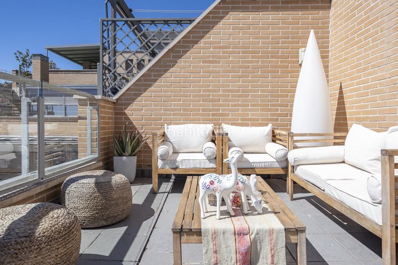 Foto c0de6701-1a9a-4c4a-9df7-6cfa7dcec2a0. Ático en Aravaca Madrid