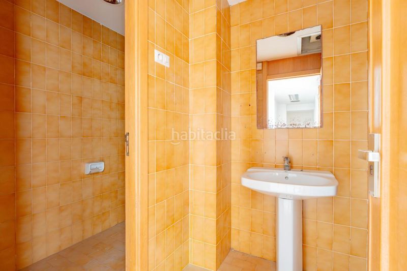 Foto 918dd029-7ce8-483a-9d2e-416b134522bb. Local comercial amb calefacció a Moncada