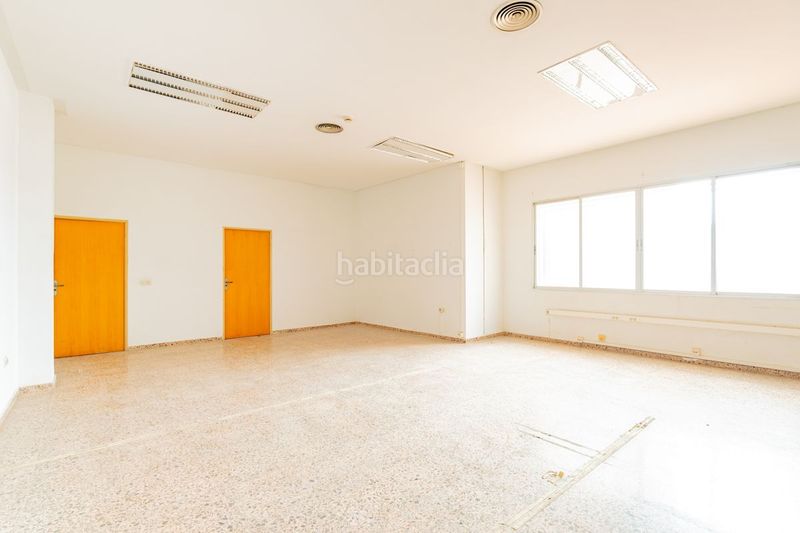 Foto d64b0897-009c-4361-81be-9bc1e5183792. Local comercial amb calefacció a Moncada