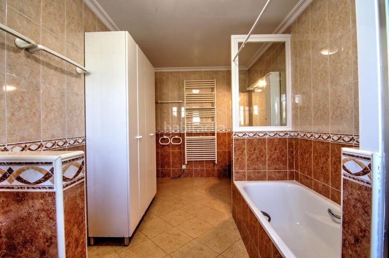 Foto 6ca2366a-6775-4747-a1a6-f85d479d9f94. Casa amb calefacció aparcament piscina a Busot