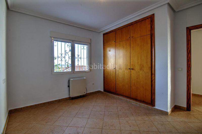 Foto 7f55ceaf-de01-4721-b3b6-e68560e56f17. Casa amb calefacció aparcament piscina a Busot