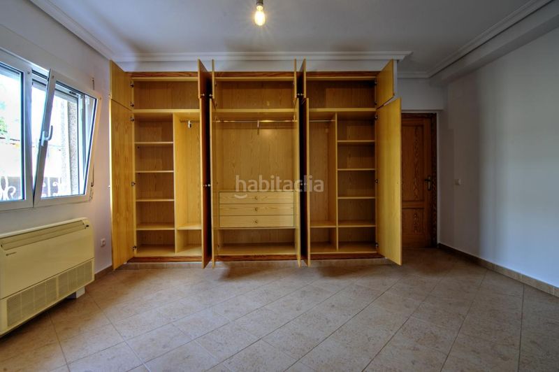 Foto da8a1e82-6953-40e6-a018-487bd5d709bf. Casa amb calefacció aparcament piscina a Busot