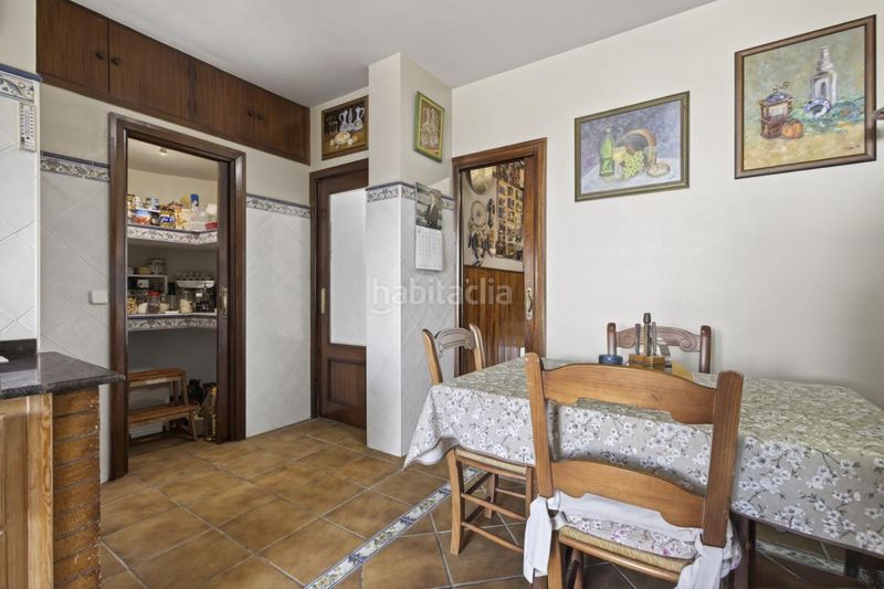 Foto 372e3014-a1bf-4653-b395-8bb3eb526ca3. Casa amb calefacció aparcament piscina a Santa Clara Sevilla