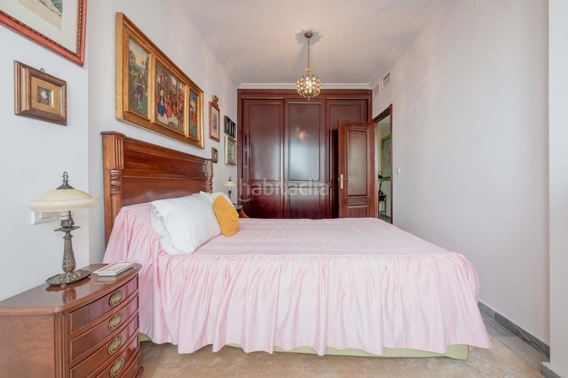 Foto ebd7b645-90ab-4b3e-b26e-85b0ed8592f1. Pis amb calefacció aparcament a Los Remedios Sevilla