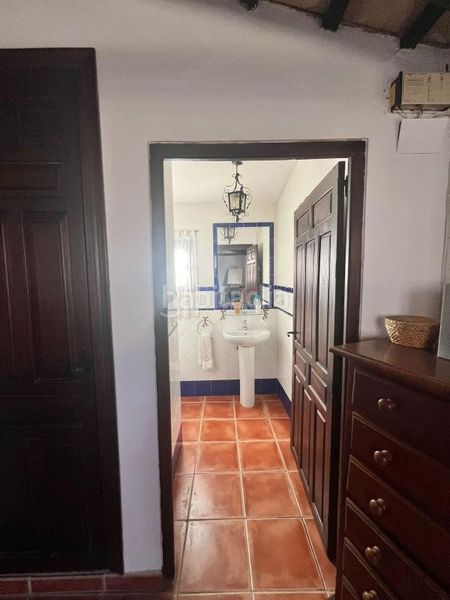 Foto 78526efd-299d-4087-b6a1-9d7c40fa78b5. Casa adossada amb calefacció a Écija