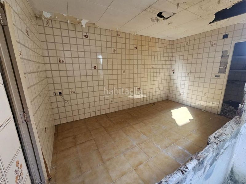 Foto ba8aa5df-987a-47ec-8cea-2f86940b464a. Casa amb calefacció a Carcaixent