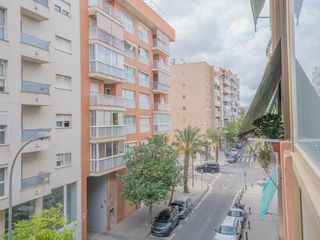 Flat  Carrer tibi