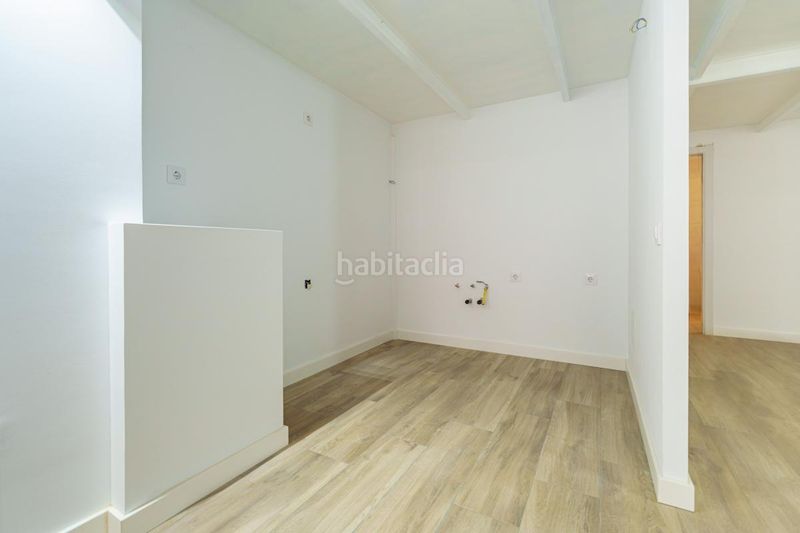 Foto 2a5afd3b-32d5-4a03-be3d-d7c571da4795. Loft amb calefacció a Segunda Fase Tres Cantos