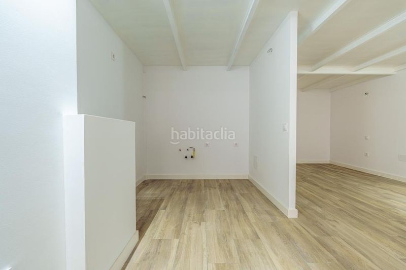 Foto b8285c31-f06e-42ed-a190-f673726b3f4d. Loft amb calefacció a Segunda Fase Tres Cantos