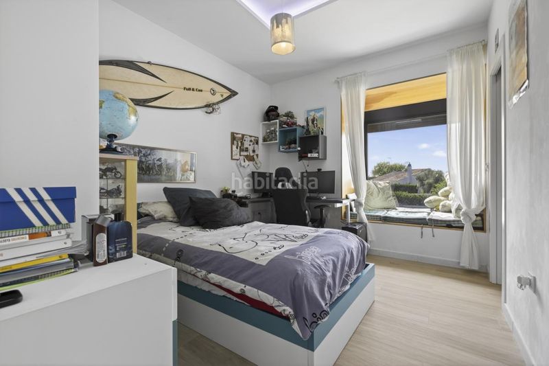 Foto 509e136b-6583-43f0-be71-2df47562f214. Casa en calle don alonso quijano 18 en Zona Universitaria Bormujos