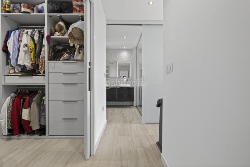 Foto d4bae47d-f6f0-4e37-91d3-364ba789f625. Casa en calle don alonso quijano 18 en Zona Universitaria Bormujos