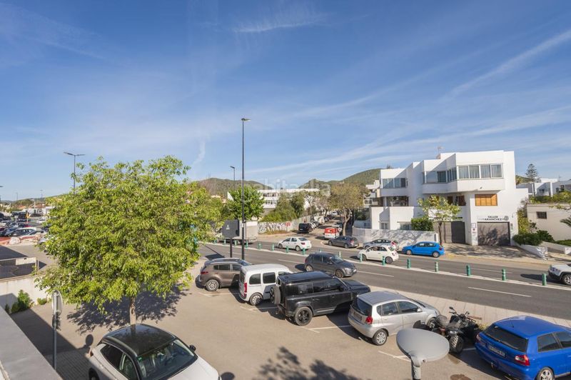 Foto 1d004761-9984-4970-9032-f0cf79acd957. Piso en Ses Figueretes - Platja d'en Bossa - Cas Serres Ibiza