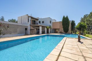 Casa  Diseminado sa bassa roja