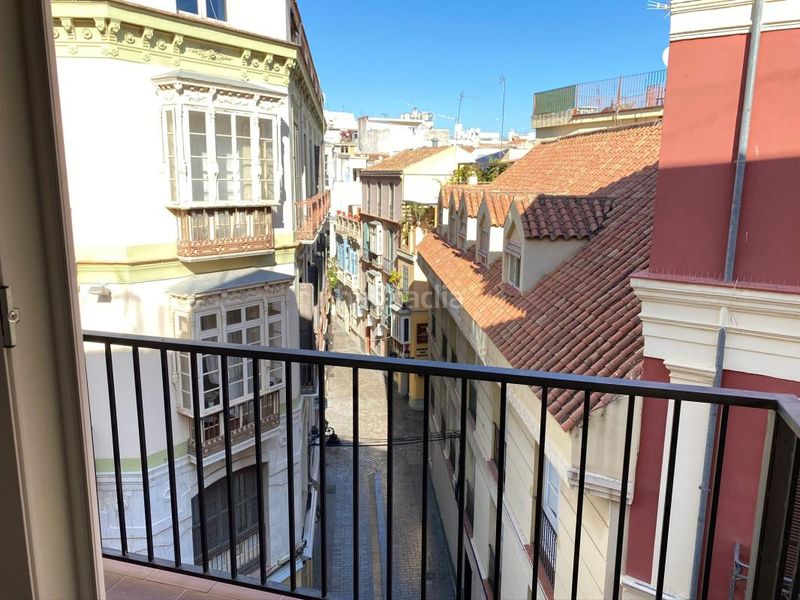 Foto db9b1fcd-dfb4-4f53-9259-3df5a13a7287. Pis amb calefacció a Centro Histórico Málaga