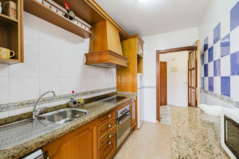 Foto f53cb861-74b5-4b62-875d-b102b3bd0913. Àtic amb calefacció aparcament piscina a Montemar Torremolinos