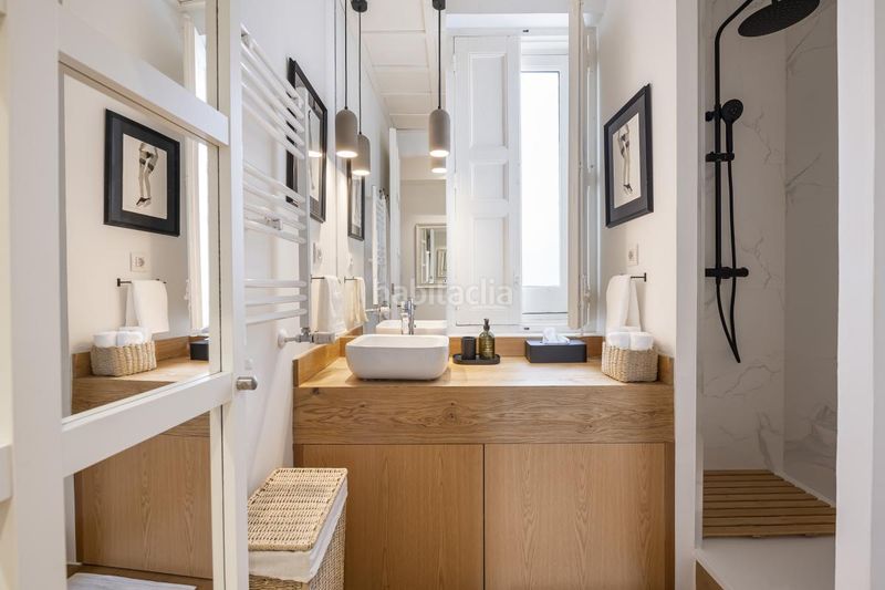 Foto c9f7c366-6d3b-48c7-85d1-c712778761dd. Pis amb calefacció a Justicia-Chueca Madrid