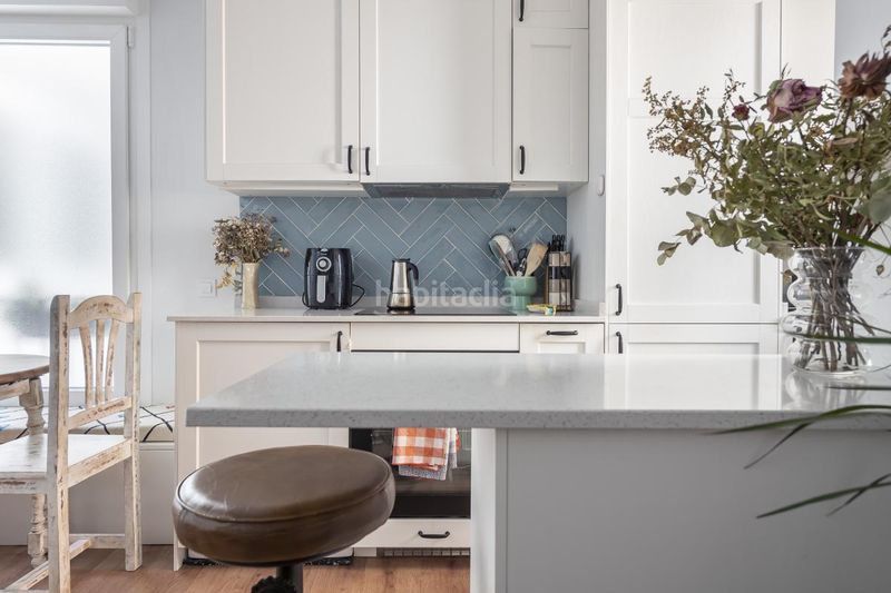 Foto d6fc6bf9-b4bc-4844-9fb9-eb0af4471593. Àtic amb calefacció a Trafalgar Madrid