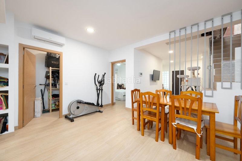 Foto 530018d8-66d5-4e87-b278-c611c7c593cf. Casa adossada amb calefacció a Centro Mutxamel