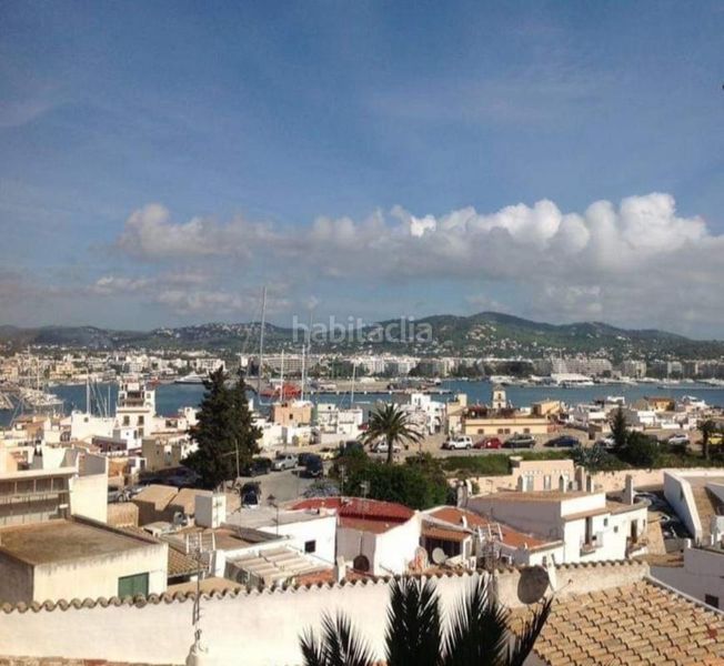 Foto a76d060e-6079-4579-8d90-9510e6079211. Lloguer dúplex amb calefacció a Dalt Vila-La Marina Ibiza