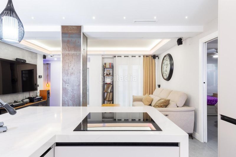 Foto 7b0e010e-a706-4ca4-8826-cf11a1bd7a25. Dúplex en Centro puerto Sagunt