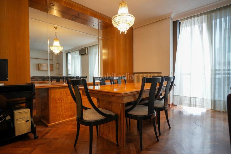 Foto df49c4ba-9503-444a-9d11-519a12307293. Dúplex amb calefacció aparcament a Embajadores-Lavapiés Madrid