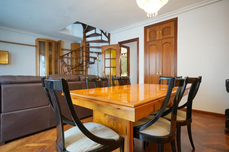 Foto e87bb913-722d-4d83-98c6-a4f2e9696584. Dúplex amb calefacció aparcament a Embajadores-Lavapiés Madrid