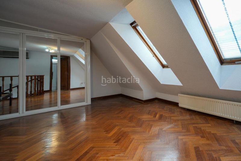 Foto f18f34ad-6d1b-486d-8532-3b52b7420fd6. Dúplex amb calefacció aparcament a Embajadores-Lavapiés Madrid