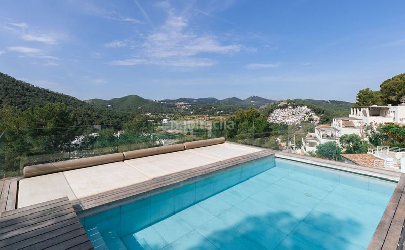 Foto fbe8258c-0738-4237-b29a-aacc9ac8ef3b. Casa amb calefacció aparcament piscina a Santa Eulària des riu Santa Eulària