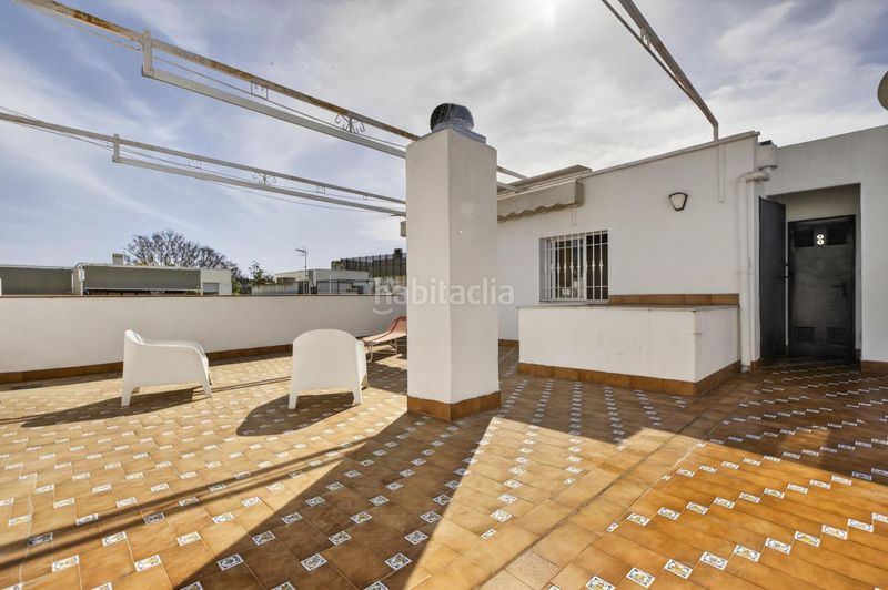 Foto 3993e8da-3e6b-4f91-ba53-38dd1569d8ed. Dúplex amb calefacció piscina a San Bartolomé Sevilla