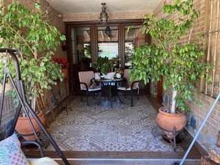 Casa aparellada a Rda. Palmeras