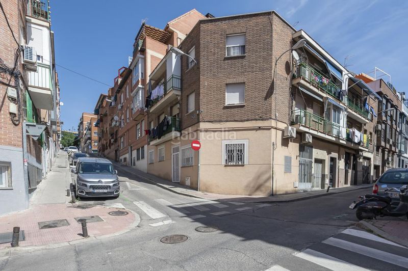 Foto 84f0e872-e046-4288-bdae-9d6c9dcee00e. Dúplex amb calefacció a Valdeacederas Madrid
