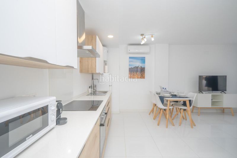 Foto c97b728b-ecfa-41d6-947c-49ab9622c11f. Edifici a Gran Playa Santa Pola