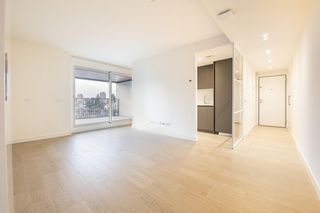 Flat in C. Ángel Beato