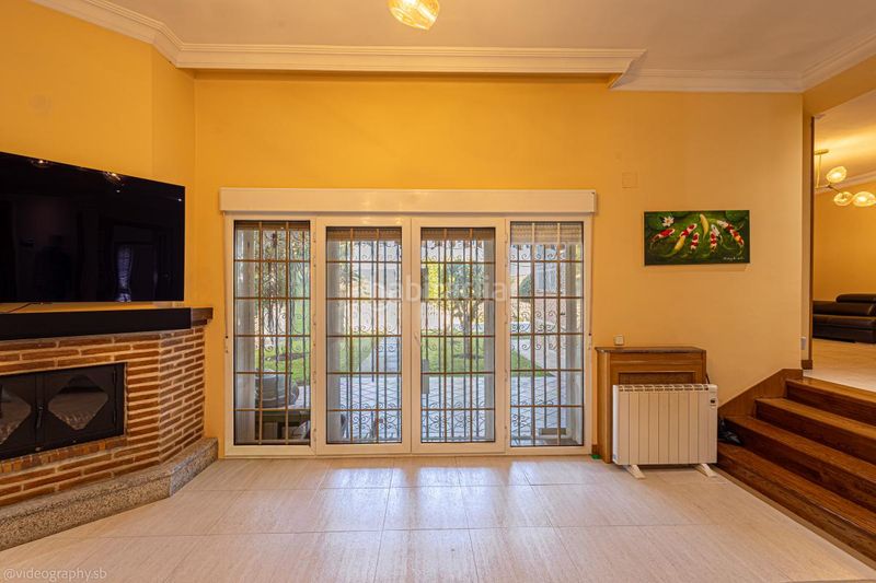 Foto 0233ef07-c74f-4ff0-89a1-c4a8a0358c4b. Casa amb calefacció aparcament piscina a Parque Coimbra Móstoles