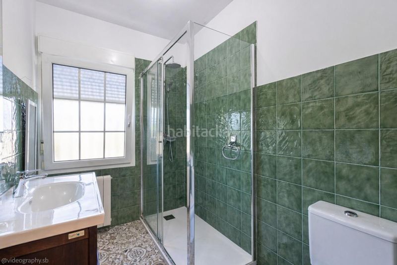 Foto 3a1de404-ee11-4c75-8b6b-7d159e9b8be6. Casa amb calefacció aparcament piscina a Parque Coimbra Móstoles