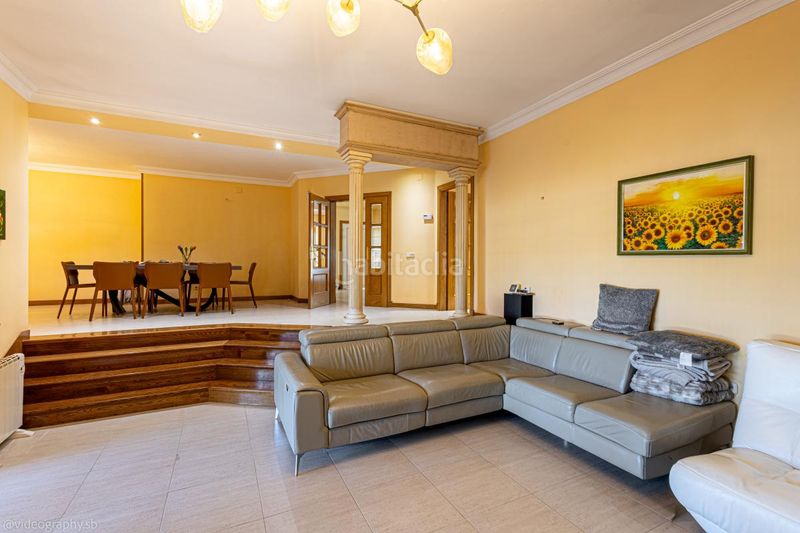 Foto 6432e77c-b3a9-4be1-938e-6b8a044fd0c8. Casa amb calefacció aparcament piscina a Parque Coimbra Móstoles