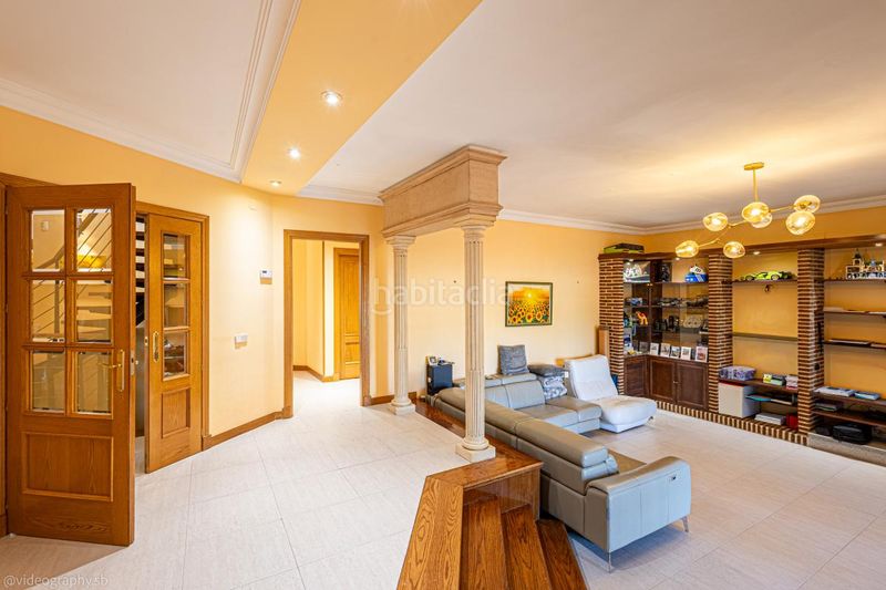 Foto 64a57ca9-b69c-4d76-b3c7-e494357eee47. Casa amb calefacció aparcament piscina a Parque Coimbra Móstoles