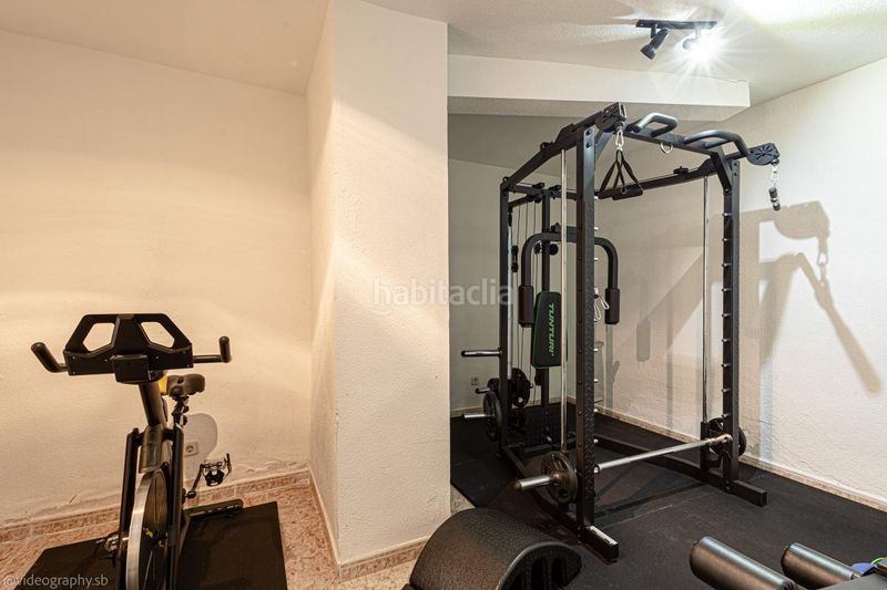 Foto 7af96e7f-6c8d-41be-b57d-6127aec2d98e. Casa amb calefacció aparcament piscina a Parque Coimbra Móstoles