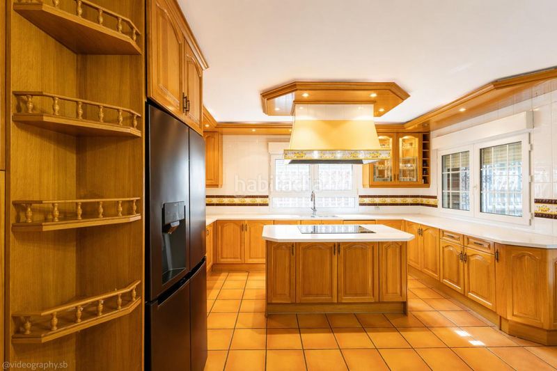 Foto 9cae18f3-7f9a-450b-b8d3-4328d2607f65. Casa amb calefacció aparcament piscina a Parque Coimbra Móstoles