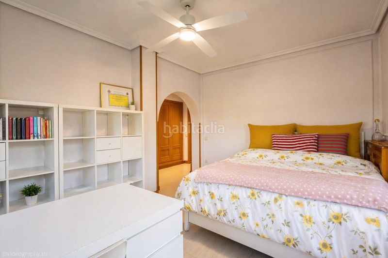 Foto 9fbb32ca-1217-437a-a72a-e0d9f08df648. Casa amb calefacció aparcament piscina a Parque Coimbra Móstoles