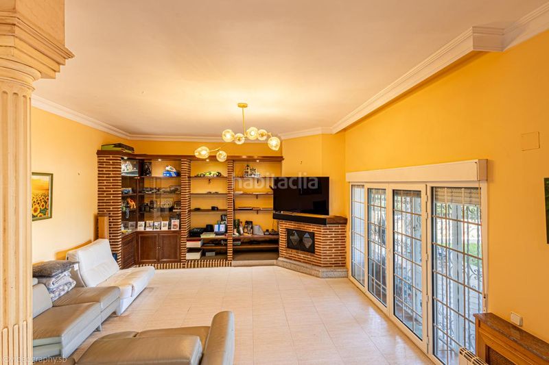 Foto f1b3f060-4916-486c-a551-71e6cda55b58. Casa amb calefacció aparcament piscina a Parque Coimbra Móstoles